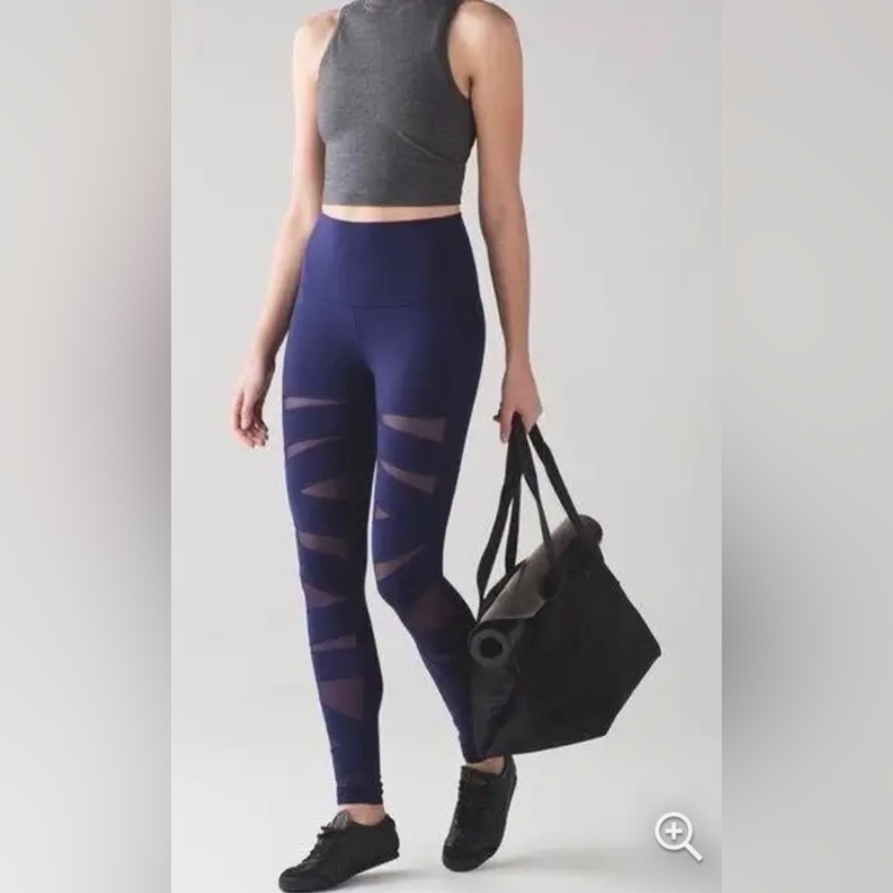 Lululemon leggings.